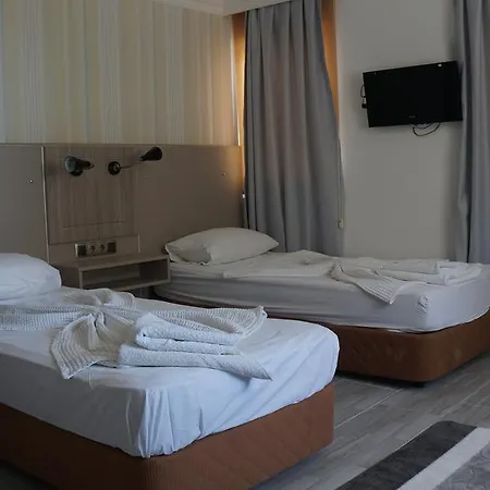 Hotel Marine *