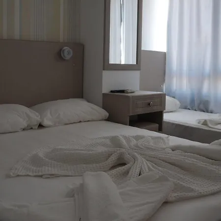 Hotel Marine *