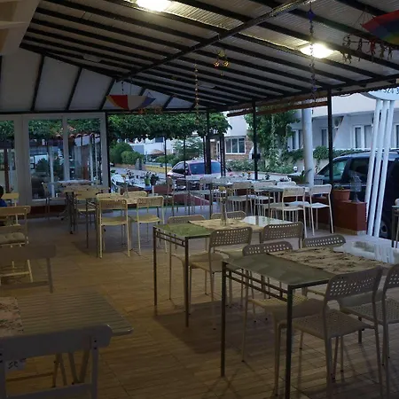 Marine Hotel