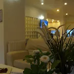 Marine Hotel