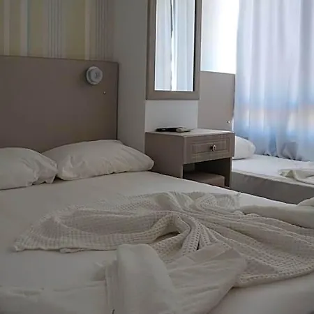 Marine Hotel